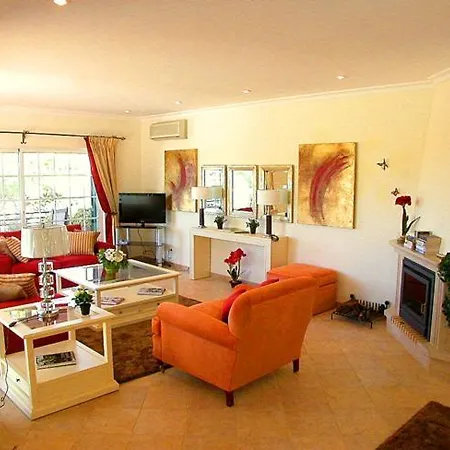 Sleeps 6 Pool Air Con T607829 *